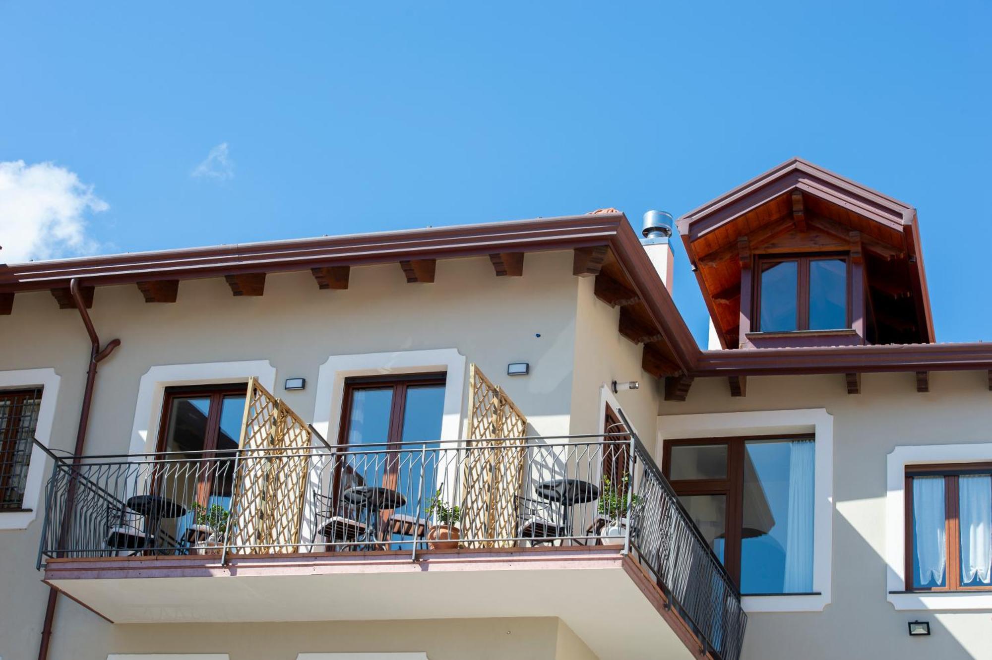 مبيت وإفطار أَجيرولا Raggio Di Sole المظهر الخارجي الصورة